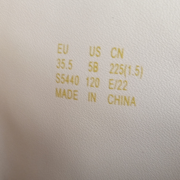 NWT Stuart Weitzman 'Gillian' Knee High Genuine Suede Heeled Boots in Burgundy - Picture 14 of 14